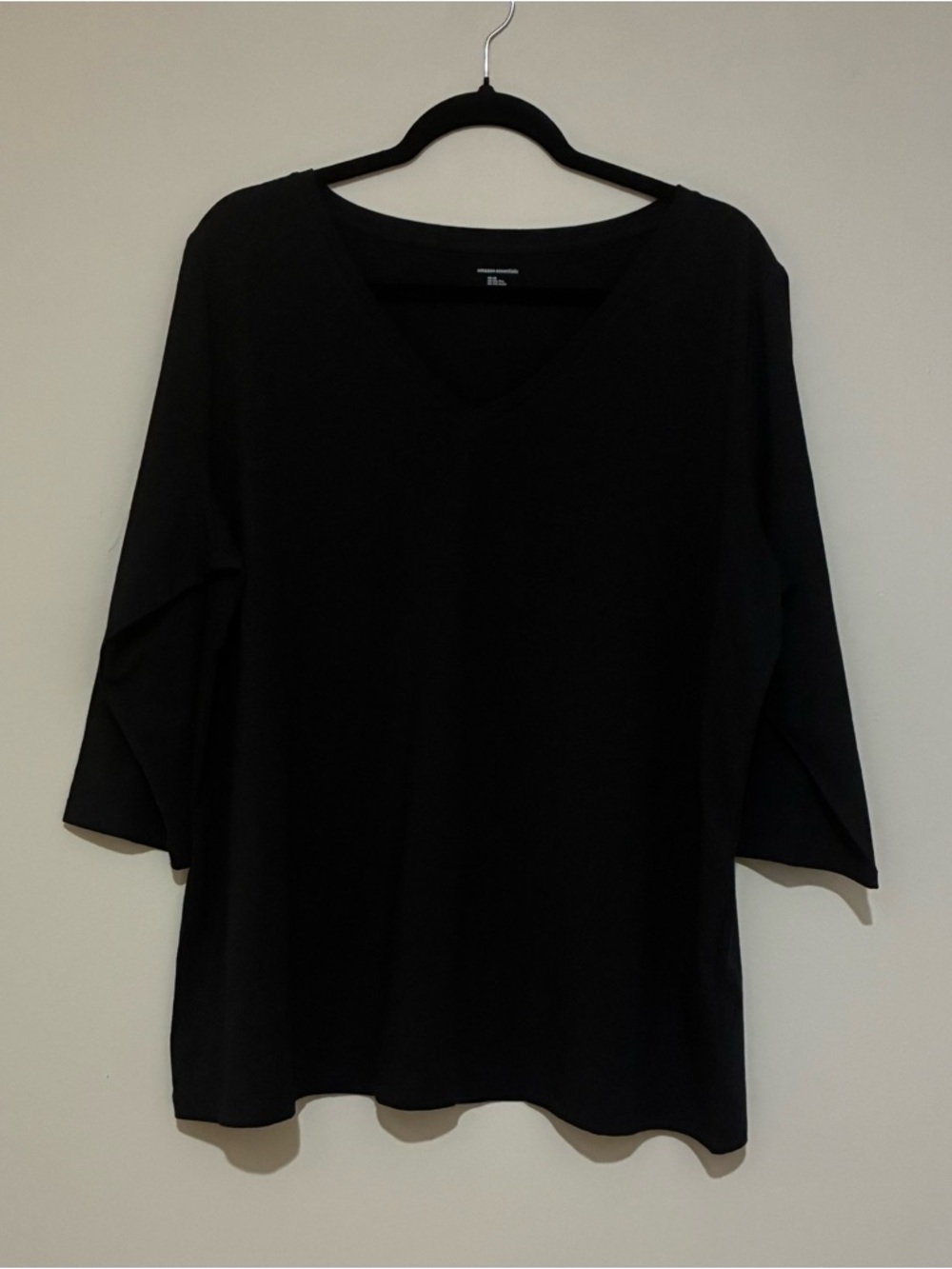 Amazon Essentials Black V-Neck Long Sleeve Women's Top